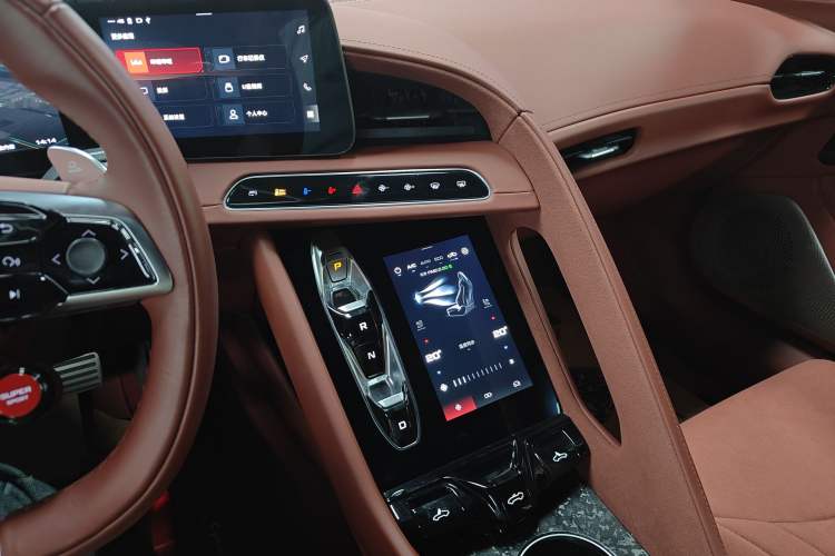 Used MG Cyberster 2024 501km Charming & Heartwarming Edition
