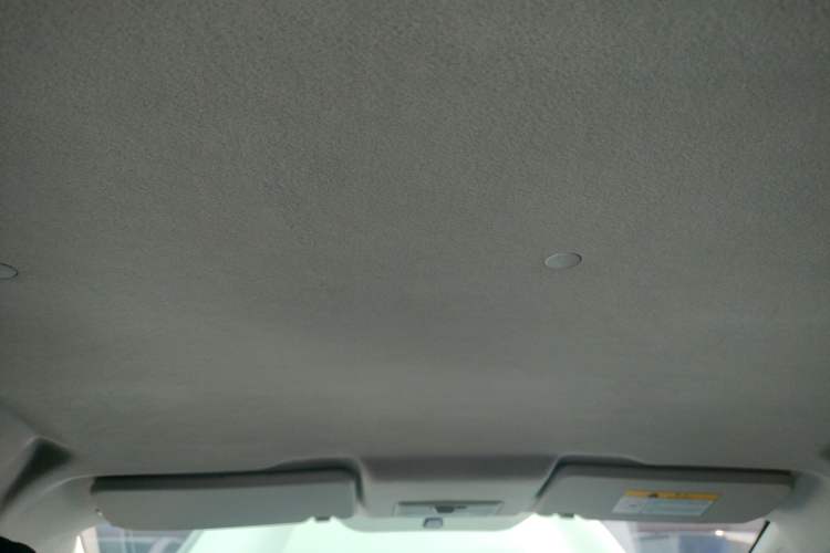 Used CHANGAN Benni E-Star 2022 Qingxin Edition Colorful Model Lithium Iron Phosphate Headliner