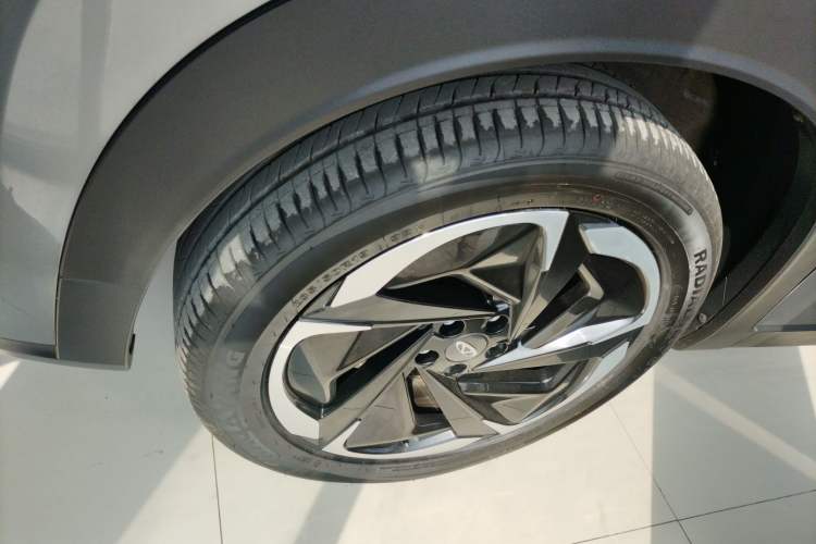 Used Chery Tiggo 7 C-DM 2025 1.5T 120KM Luxury Trim Left Front Wheel Hub