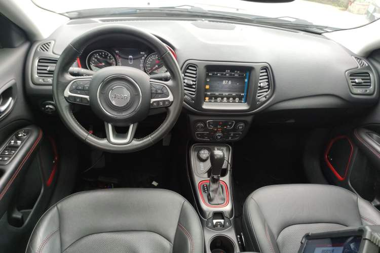 Used Jeep Compass 2017 200TS Automatic High-Performance All-Wheel Drive Edition