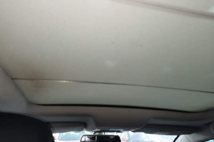 Used Zotye Z500 2016 1.5T Manual Luxury Edition Headliner