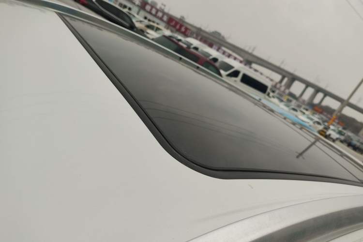 Used Buick Envision 2019 20T Two-Wheel Drive Elite Version China VI Standard
