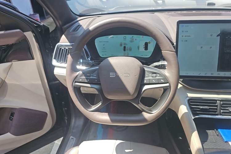Used BYD Song PLUS New Energy 2025 EV Smart Drive Edition 605km Flagship Model
