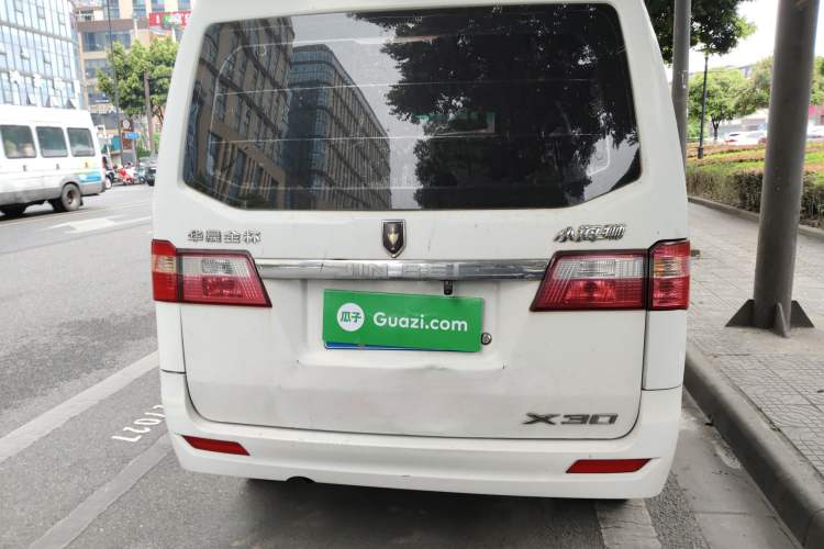 Used Jinbei Hiace X30 2013 1.3L Comfort Model Rear