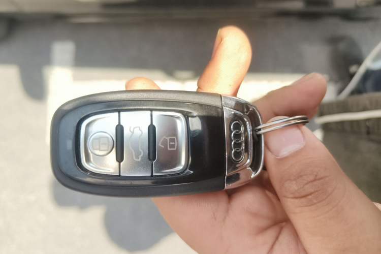 Used Audi A8 2017 A8L 45 TFSI quattro Leading Elite Edition Vehicle Key