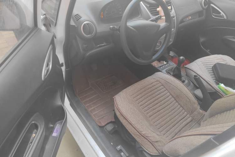 Used Chevrolet Sail 2013 Sedan 1.4L Manual Ideal Happiness Edition
