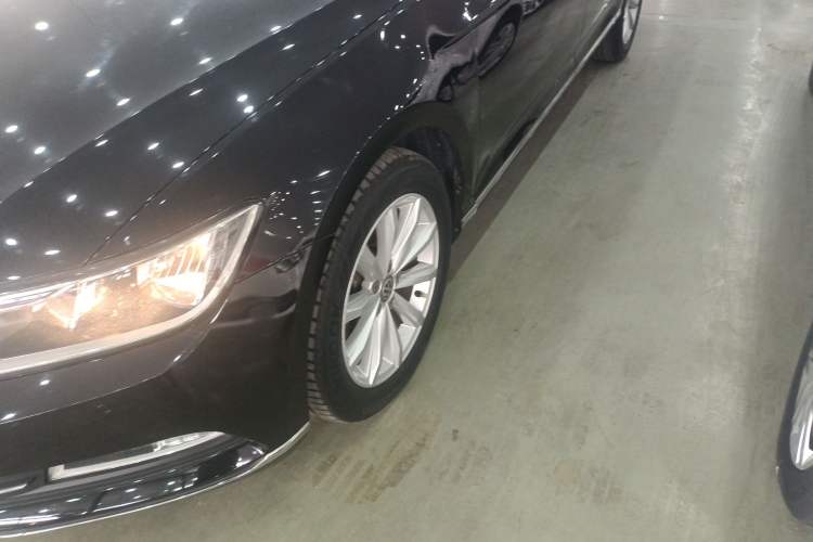 Used Volkswagen Magotan 2018 330TSI DSG Advanced Model Exterior 4