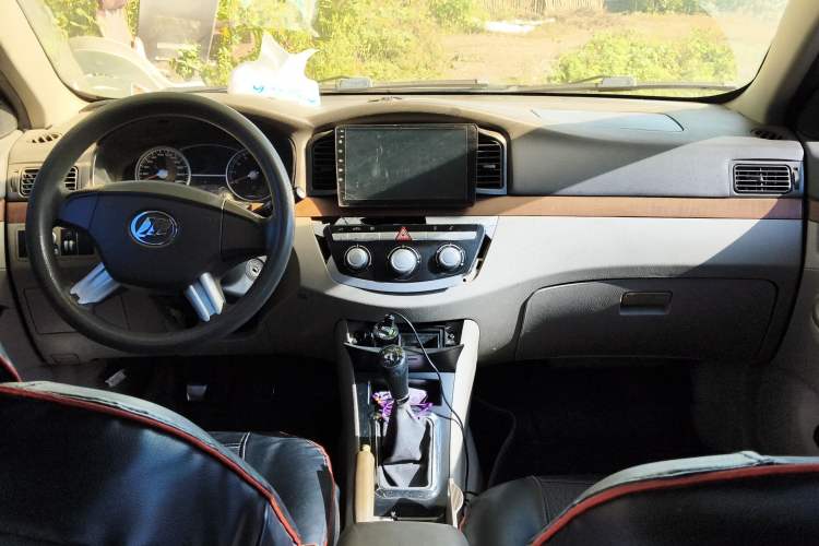 Used Lifan Auto 620 2012 1.5L Manual Comfort Type B