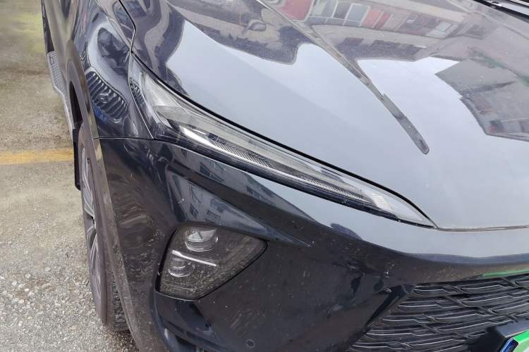 Used Buick Envision 2025 Encore Plus 28T Two-Wheel-Drive Platinum Edition
