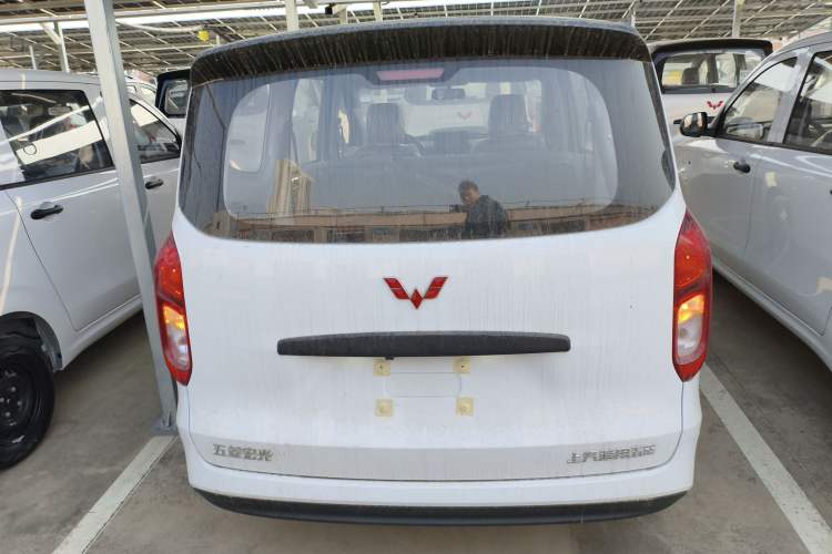 Used Wuling Hongguang New Energy 2024 All-Electric Model 300KM Standard Version
