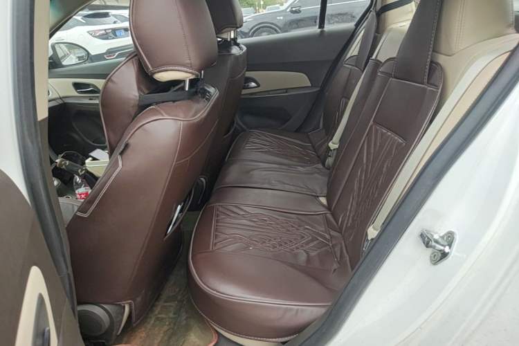 Used Chevrolet Cruze 2015 1.5L Classic SL MT Left Rear Seat