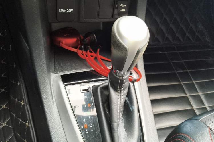 Used Toyota Levin 2017 Revised 185T CVT Elite Edition China V Standard Gear Lever