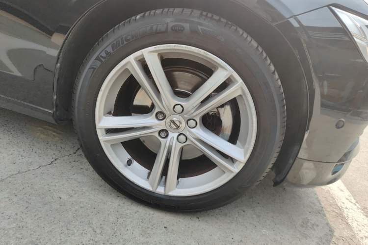 Used Volvo S90 2017 T4 Zhiyuan Edition
