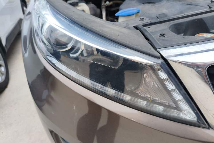 Used Kia Sportage R 2015 2.0L Automatic Two-Wheel Drive DLX Model
