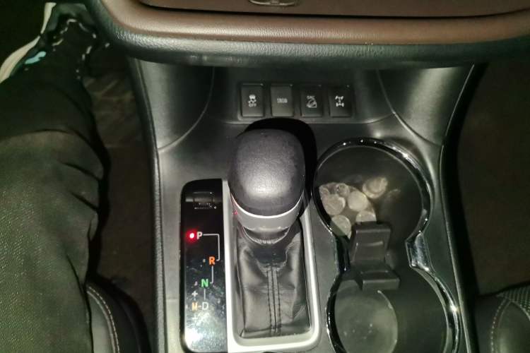 Used Toyota Highlander 2017 2.0T Four-Wheel Drive Luxury Edition 7 Seats
