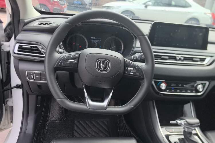 Used CHANGAN Ruicheng CC 2022 Blue Whale Edition 1.5T DCT Luxury Model
