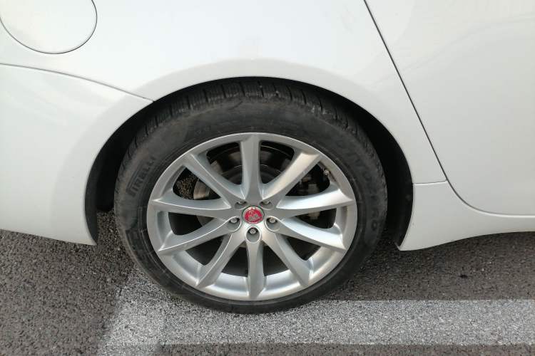 Used Jaguar XJ 2015 XJL 3.0 SC Four-Wheel Drive Panoramic Business Edition