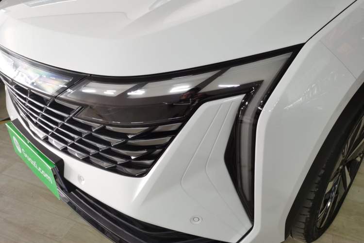 Used Geely Auto FX11 2023 2.0TD DCT Prestige Edition
