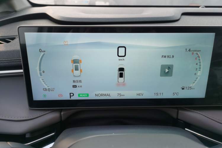 Used SAIC MAXUS Dajia 7 2024 Revised Version Super Hybrid Long-Range Edition Enjoyment Version
