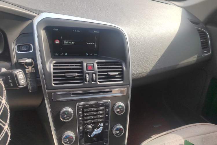 Used Volvo XC60 2014 T5 Zhiyi Edition
