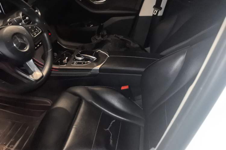 Used Mercedes-Benz GLC 2016 GLC 300 4MATIC Dynamic Model