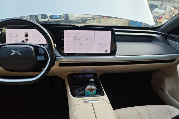 Used XPeng P7 2022 670N+
