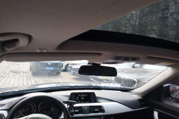 Used BMW 3 Series GT 2017 320i Sport Edition