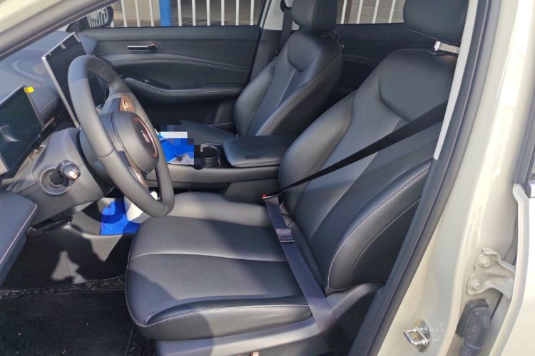 Used Baojun Yunhai 2024 60km Plug-in Hybrid Version
