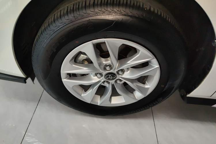 Used Toyota Granvia 2024 2.5L Hybrid Comfort Edition
