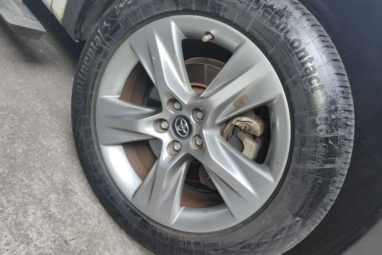 Used Toyota Highlander 2018 2.0T Four-Wheel Drive Prestige Version 7 Seats China VI Standard