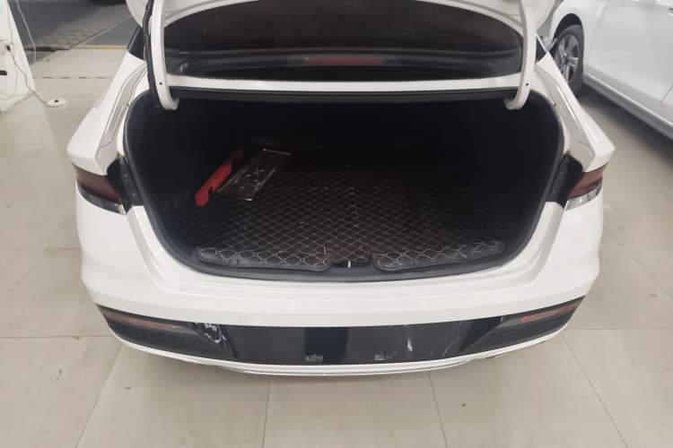 Used Hyundai Lafesta 2019 280TGDi Smart Edition China VI Standard
