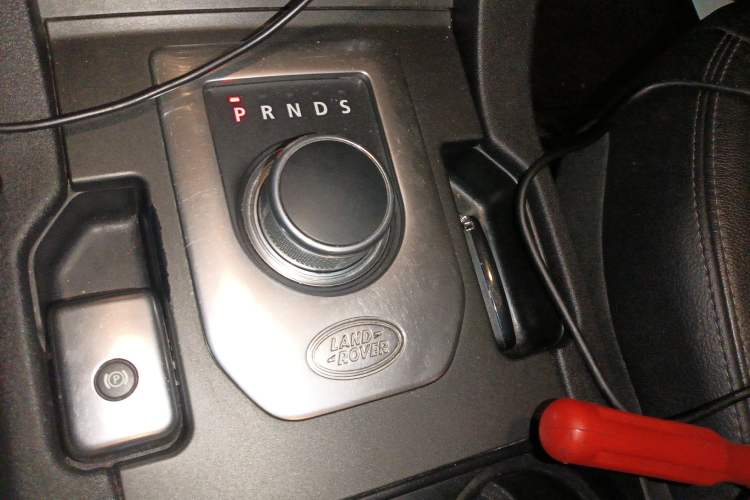 Used Land Rover Discovery 2015 3.0 SC V6 HSE
