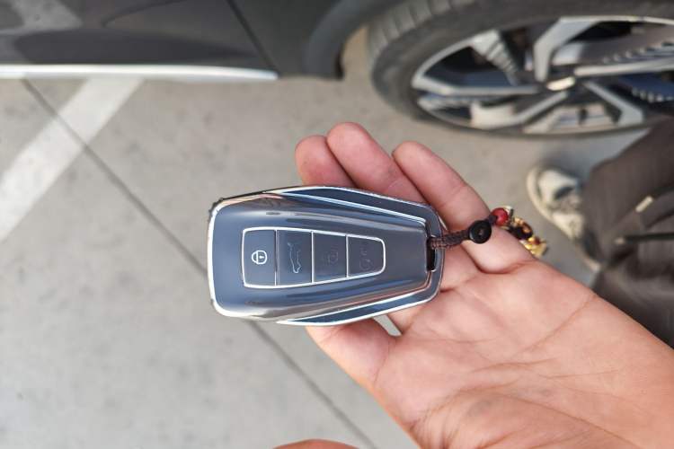 Used Geely Auto Monjaro L 2021 2.0TD DCT EVO Two-Wheel Drive Smart Luxury Version
