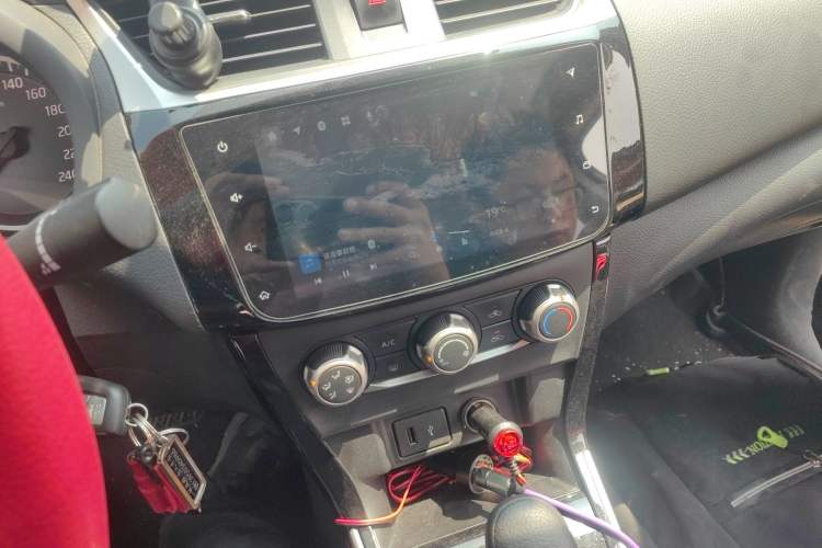 Used Nissan Sylphy 2021 Classic 1.6XL CVT Luxury Edition Audio And AC Panel