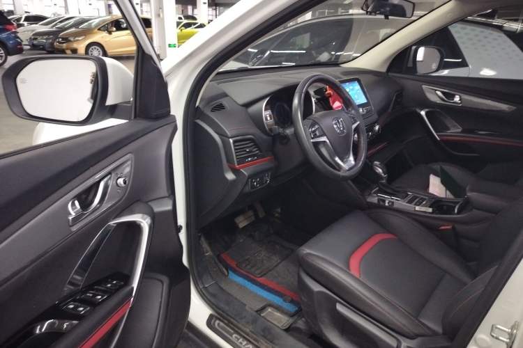 Used CHANGAN CS55 2018 1.5T Automatic Xuan Dong Model China V Standard Driver Seat