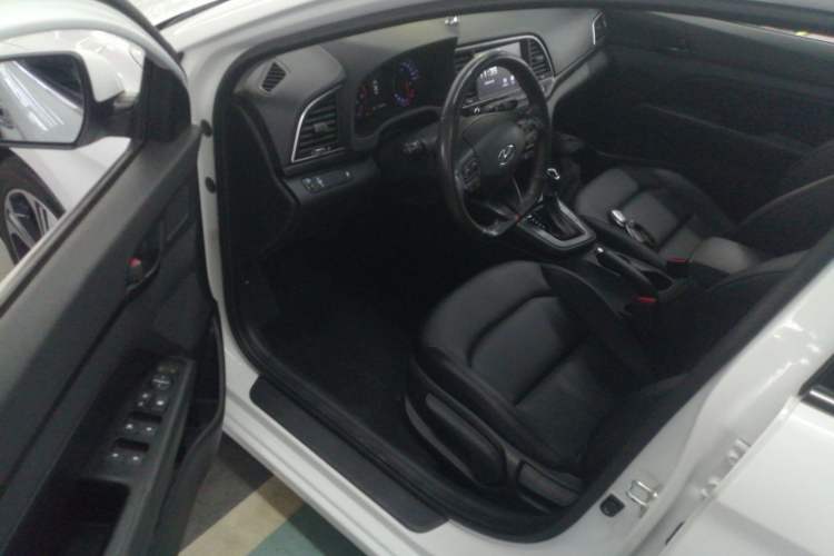 Used Hyundai Elantra (6th Generation / Lingdong) 2018 1.4T Dual-Clutch Xuan Dong · Dynamic Edition Driver Seat