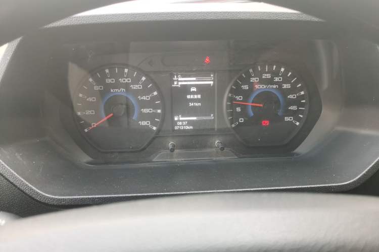 Used Iveco Daily 2023 2.5T A37M1 Long Wheelbase Mid-Roof Dual-Tire Side-Sliding Doors 5-9 Seats