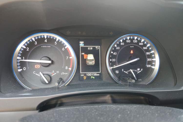 Used Toyota Highlander 2018 2.0T Four-Wheel Drive Prestige Version 7 Seats China V Emission Standard