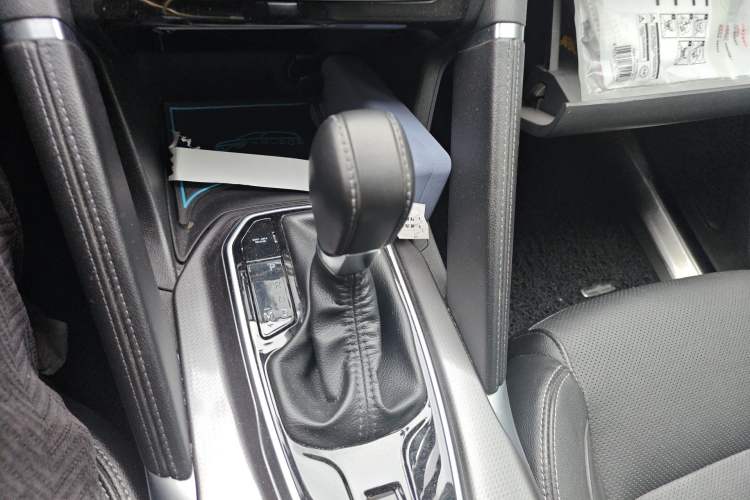 Used Renault Koleos 2017 2.0L Two-Wheel Drive Luxury Edition