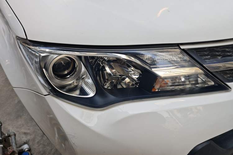 Used Toyota RAV4 2013 2.0L CVT Two-Wheel Drive Urban Edition