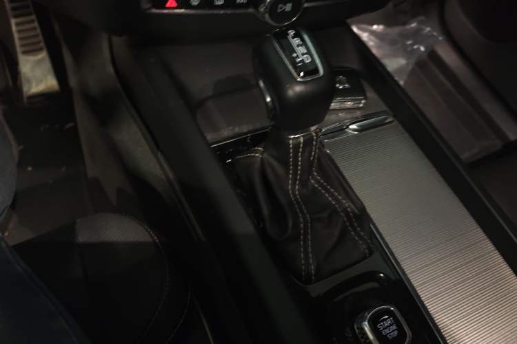 Used Volvo XC60 2021 T5 4x4 Smart & Advanced Sport Edition