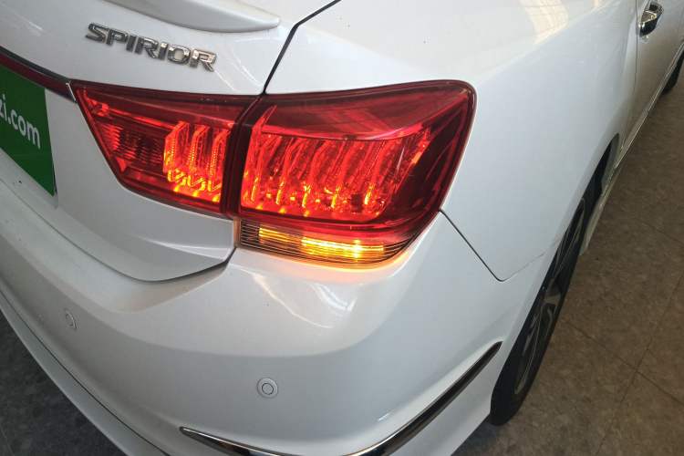 Used Honda Spirior 2015 2.4L Prestige Edition
