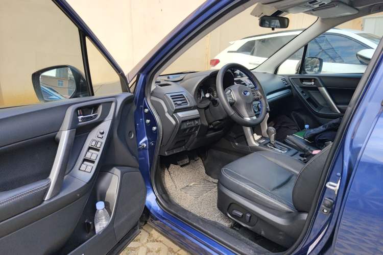 Used Subaru Forester 2013 2.5i Automatic Luxury Edition
