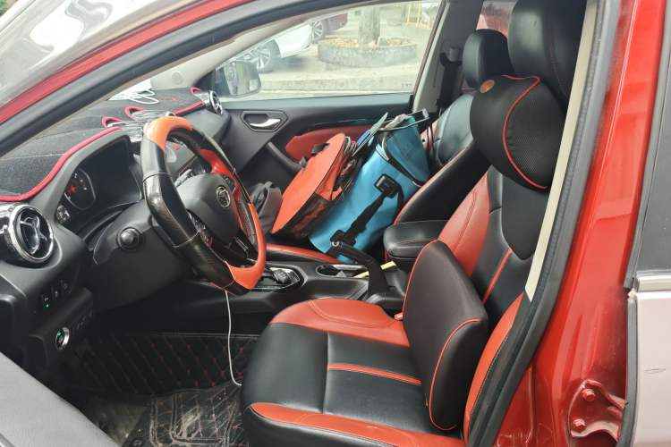 Used Soueast DX3 2016 1.5T SRG CVT Flagship Edition
