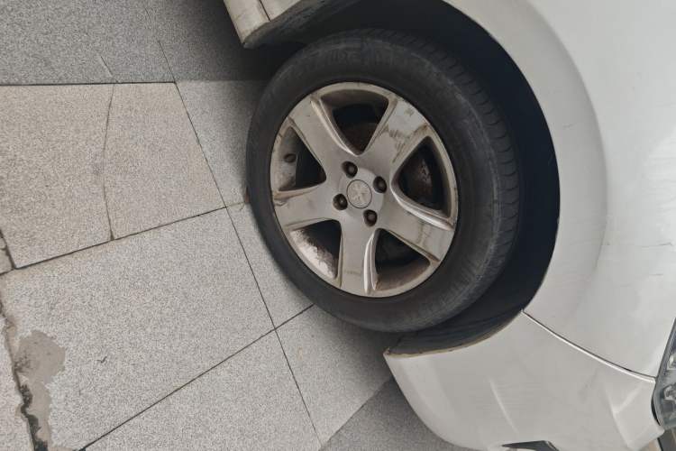 Used Peugeot 308 2013 1.6L Automatic YouShang Model
