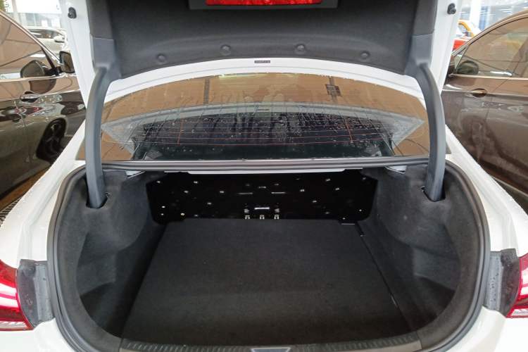 Used Mercedes-Benz A-Class 2022 Revised Version A 200 L Sport Sedan Fashionable Style Trunk