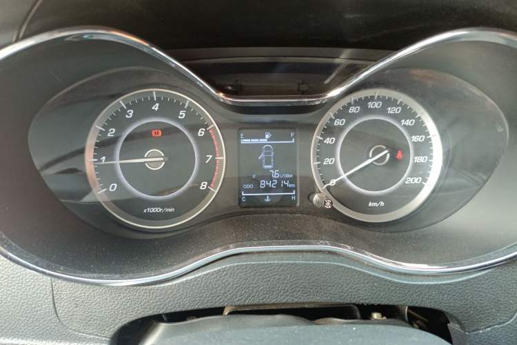 Used Baojun 560 2016 1.8L Manual Comfort Edition