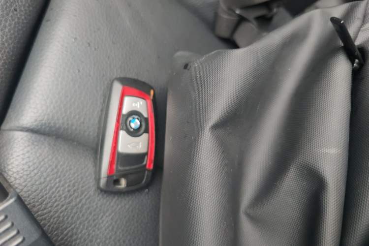 Used BMW 3 Series 2015 328i Sport Design Package Vehicle Key