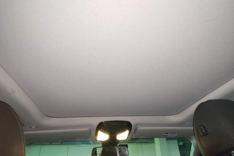 Used BMW i3 2022 eDrive 35 L
