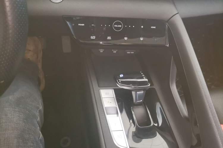 Used Hyundai Elantra 2021 1.5L CVT GLX Elite Edition
